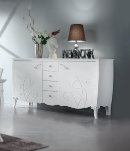 credenzone bianco opaco, credenzone legno massello, credenzone design classico, credenza sagomata design classico, credenza stile classico bianco, credenza luxury provenzale