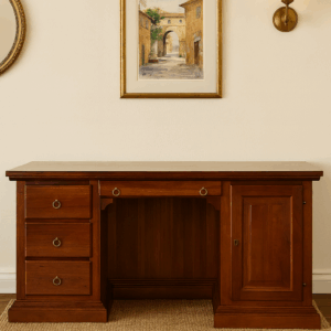 scrivania-classica-legno-massello-noce-direzionale, scrivania classica in legno massello, scrivania classica noce massiccia, scrivania classica imponente, scrivania classica massello, scrivania classica direzionale